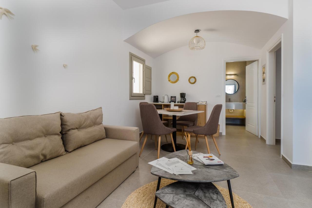 Aparthotel Symphony Santorini Pýrgos
